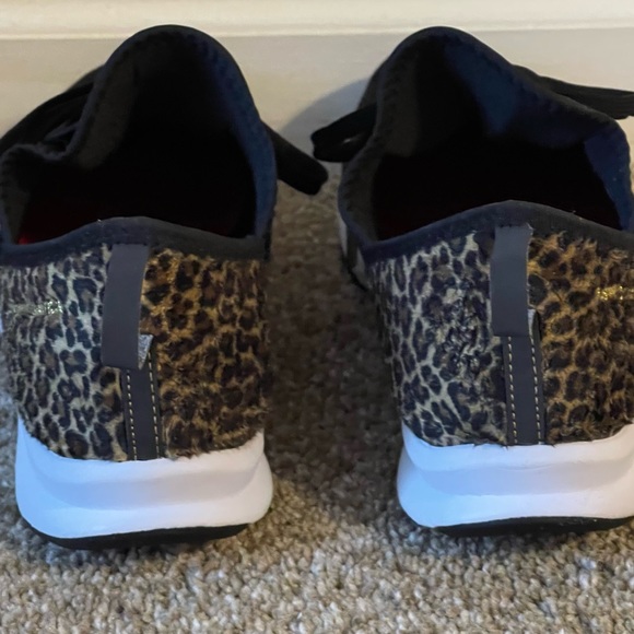 New Balance fuel core energize leopard accent training shoes women’s size 11 - Picture 8 of 11